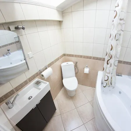 Bagatela Stare 3* Kraków