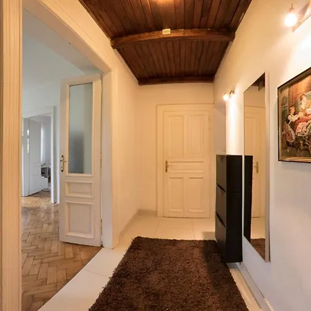بيت ضيافة Bagatela Stare 3*